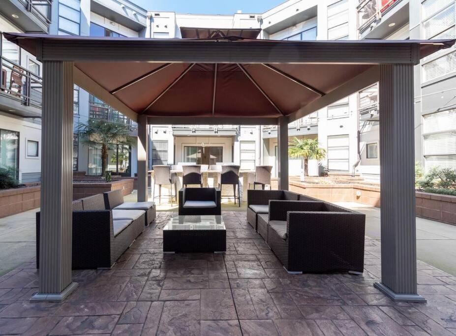 Luxury Apartment Wifi, Gym, Pool, Shops & Food! Unit 329 Charlotte Exteriér fotografie